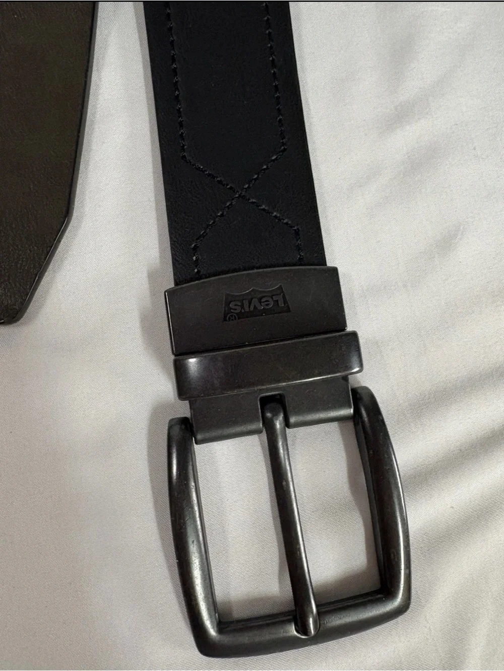 Levi's Black Men's Leather Belt with Dark Metal Buckle